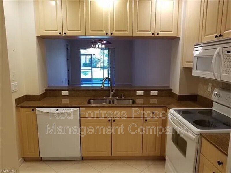 Building Photo - 1125 Van Loon Commons Cir