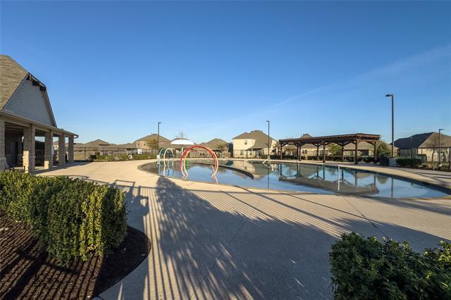 Building Photo - 9013 Athens Dr