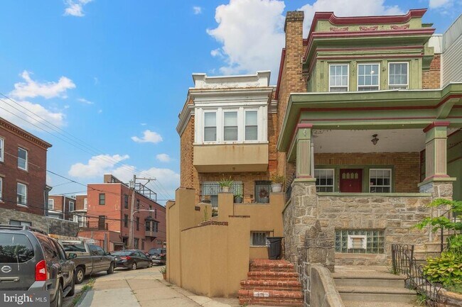 Building Photo - 846 Corinthian Ave