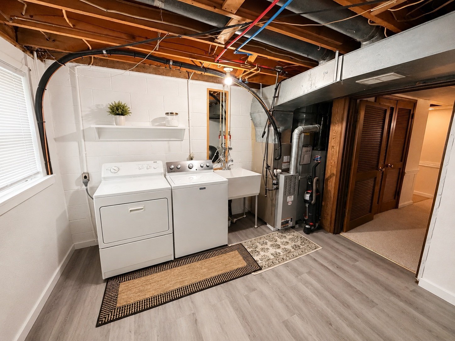 Building Photo - 4301 Cox Dr