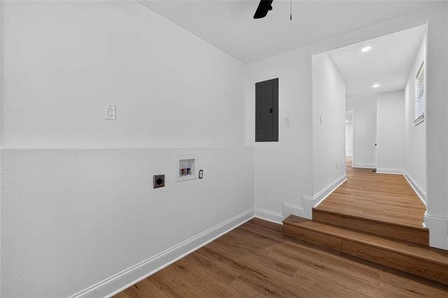 Building Photo - 2808 Woodland Dr