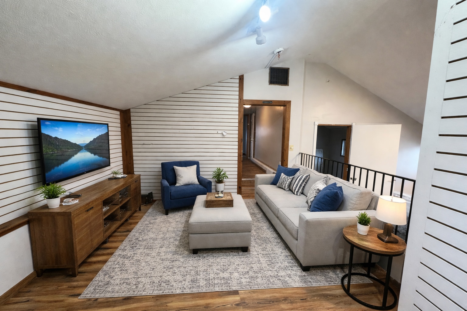 Living Room - 47 W Bridge St