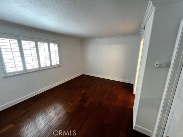 Building Photo - 491 W 39th St