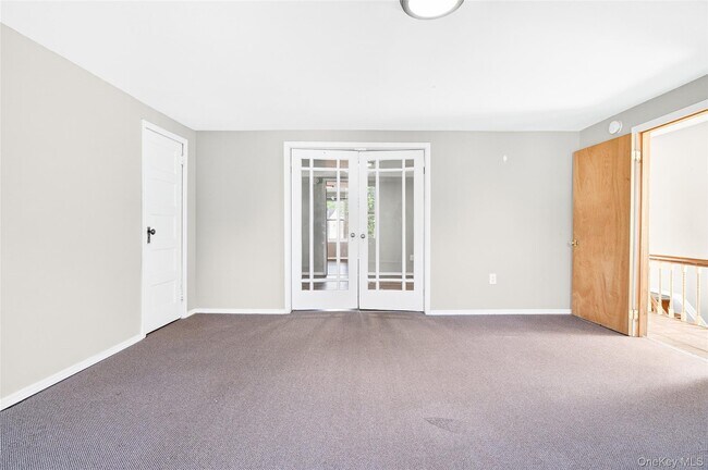 Building Photo - 109 Broadway
