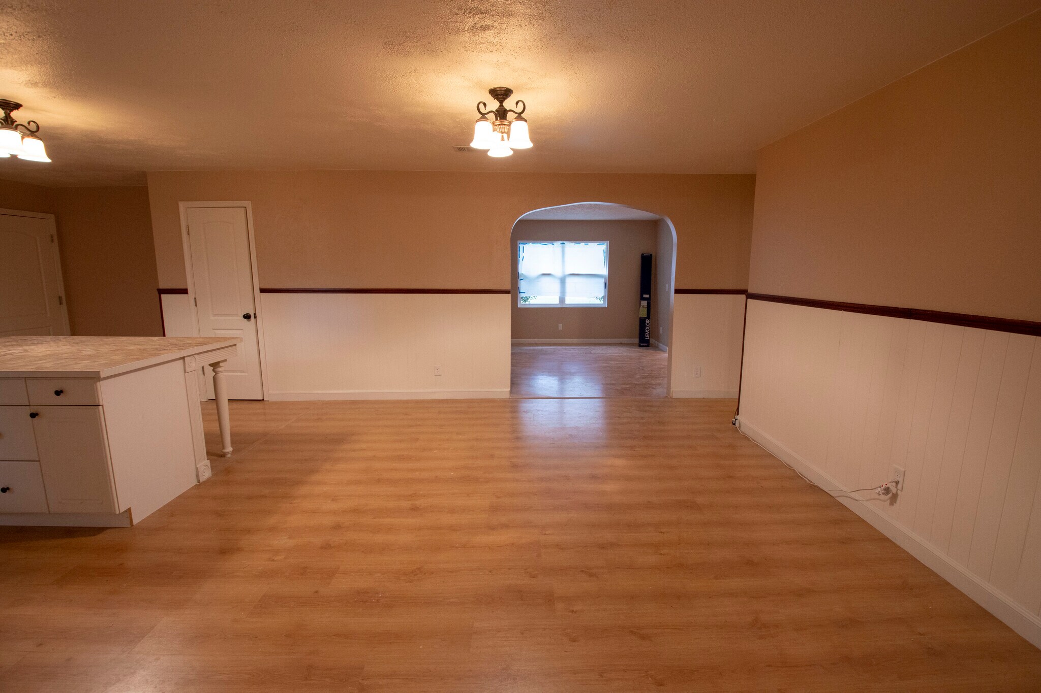 Building Photo - 831 Devon Drive