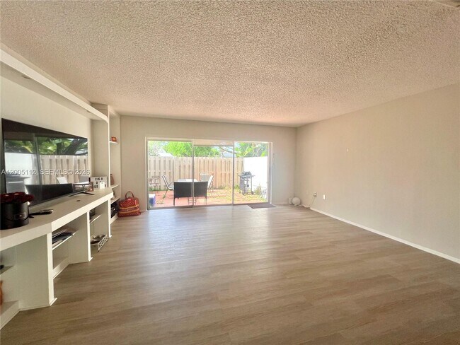 Building Photo - 8114 SW 81st Ter