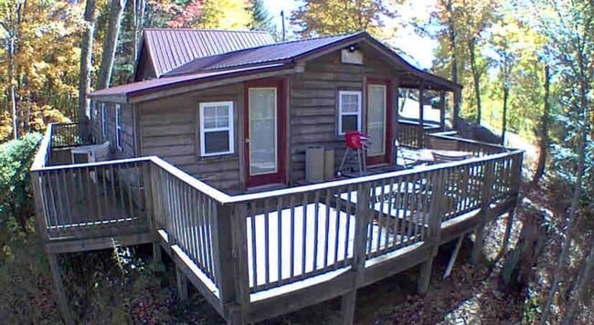 Building Photo - 390 Fall Creek Meadows Ln