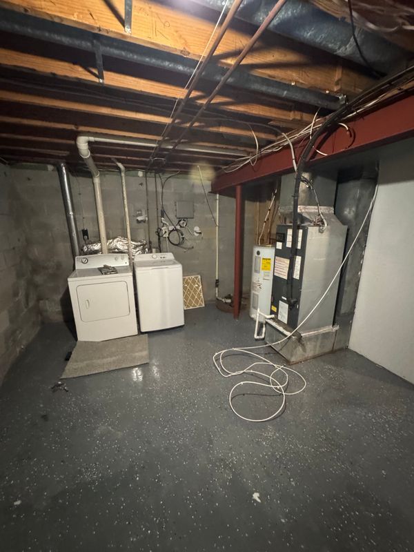 Building Photo - 9730 Red Clover Ct