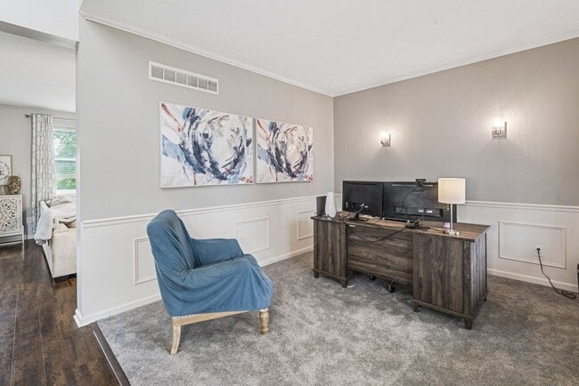 Building Photo - Luxurious 4-Bedroom Furnished Home in West...