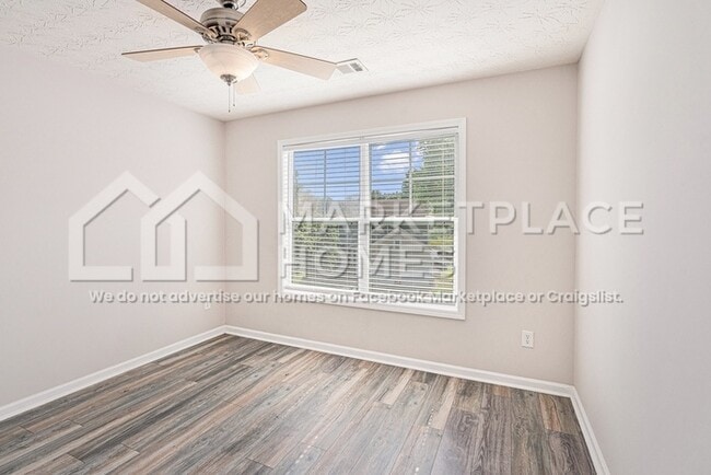 Building Photo - 1576 Thornwick Trace