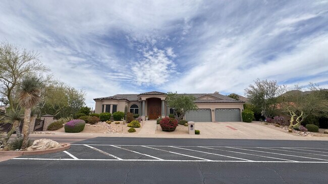 Building Photo - 12838 E Altadena Dr