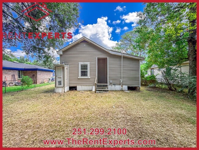 Building Photo - 63 Macks St