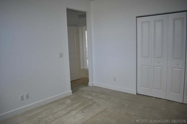 Building Photo - 8865 Kingsmoor Wy