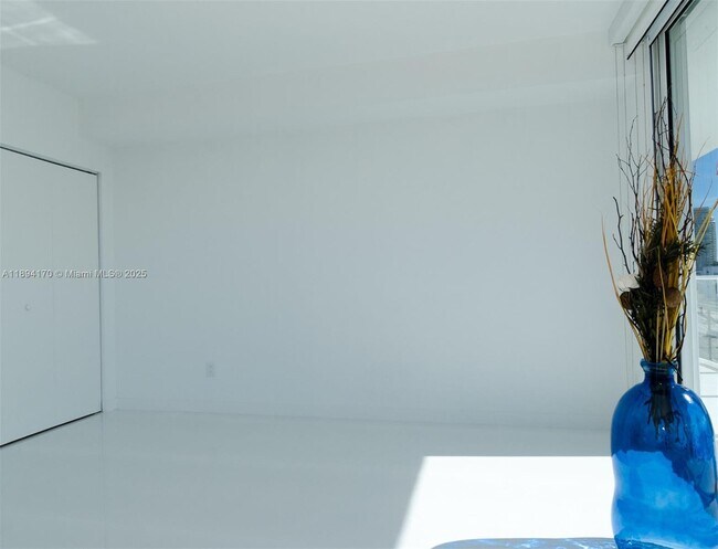 Building Photo - 4250 Biscayne Blvd