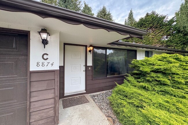 Building Photo - Duplex in Quiet Area of Sequim