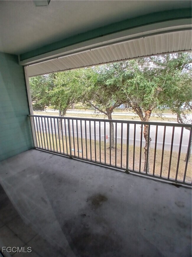 Building Photo - 1030 Hancock Creek S Blvd