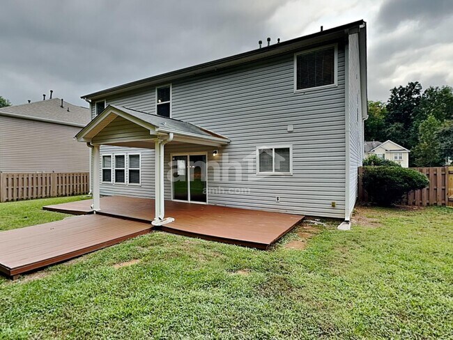 Building Photo - 8836 Driftwood Commons Ct
