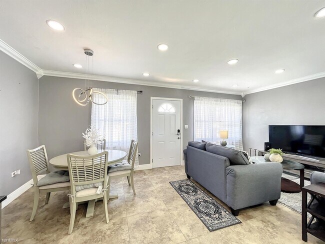 Building Photo - 3 br, 2 bath House - 1895 NE 154th St