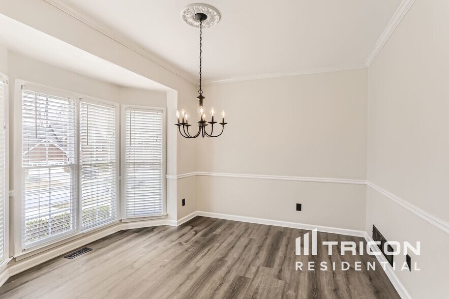 Building Photo - 2760 Springrock Hill Trail
