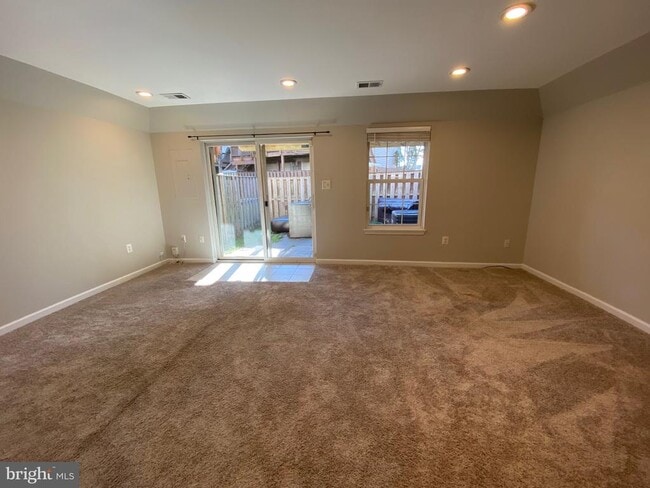 Building Photo - 14299 Newbern Loop