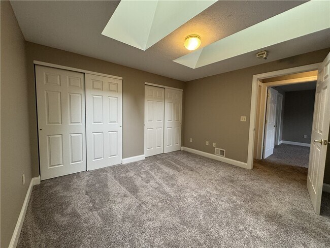 Building Photo - 270 Exchange Blvd