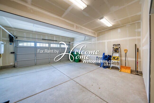 Building Photo - 2031 Cradle Mountain Dr