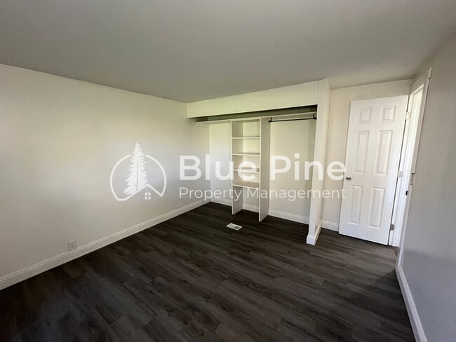Building Photo - 434 E 9000 S