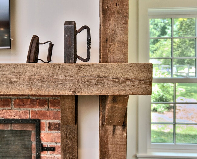 Building Photo - 55 Kings Hwy N