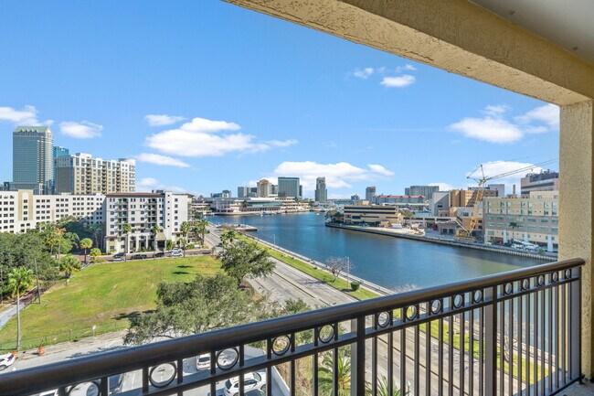 Building Photo - 345 Bayshore Blvd