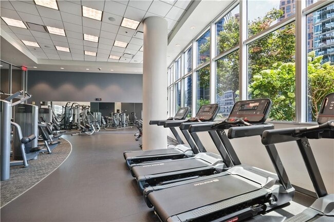 Building Photo - 1080 Peachtree St NE