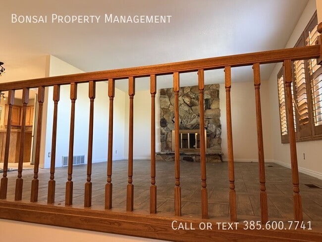 Building Photo - 1189 S 200 E