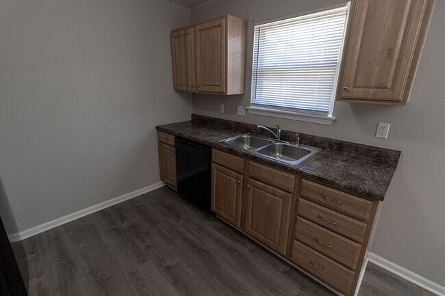 Building Photo - 4012-4014 Arctic Fox Dr.