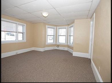 Building Photo - 5 Seward St