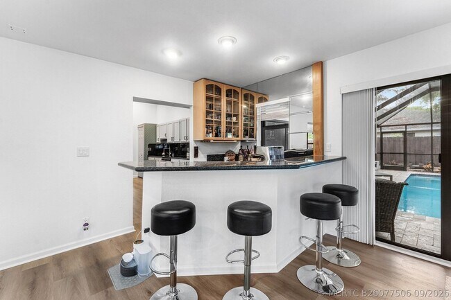 Building Photo - 13645 Exotica Ln