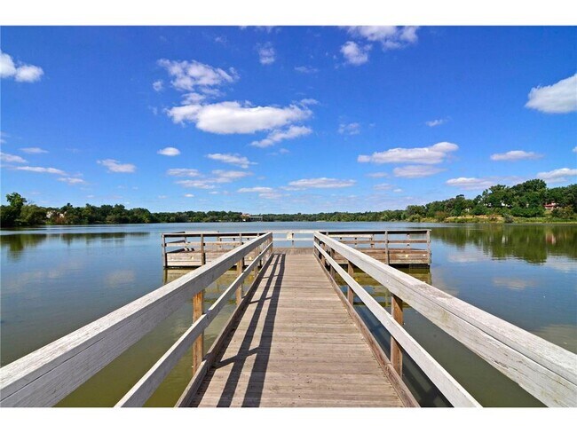 Building Photo - 1197 W Como Blvd