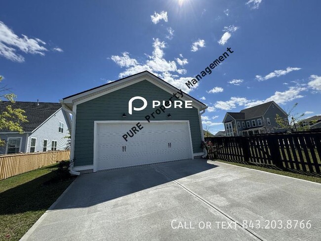 Building Photo - Beautiful 4 bed in Carnes Crossroads