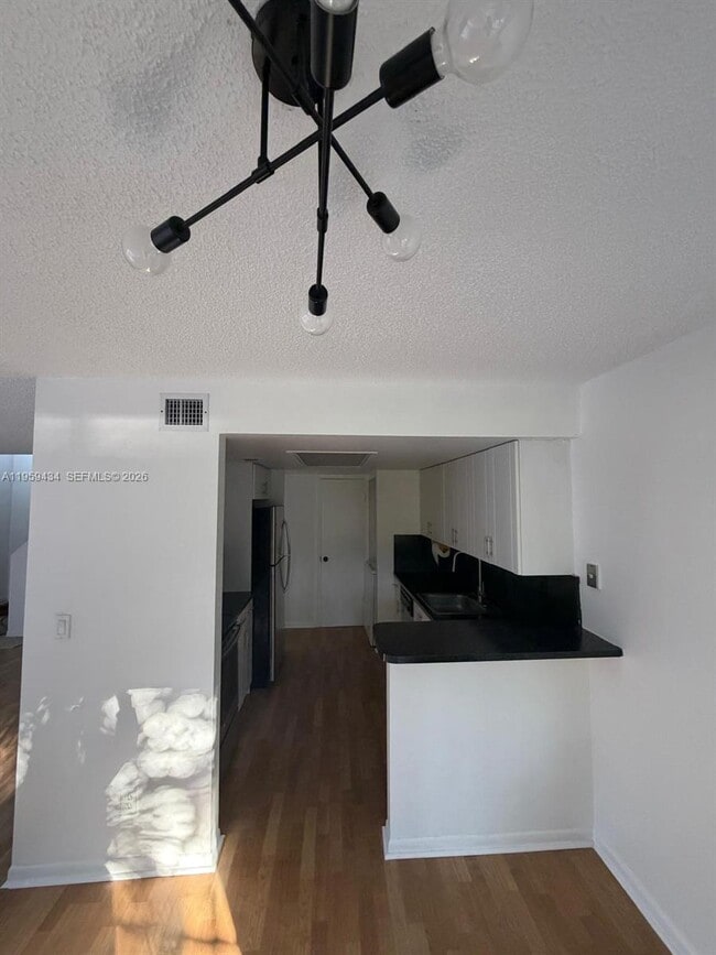 Building Photo - 15832 SW 91st Ct