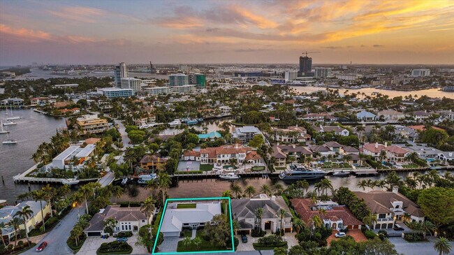 Building Photo - 40 Isla Bahia Dr