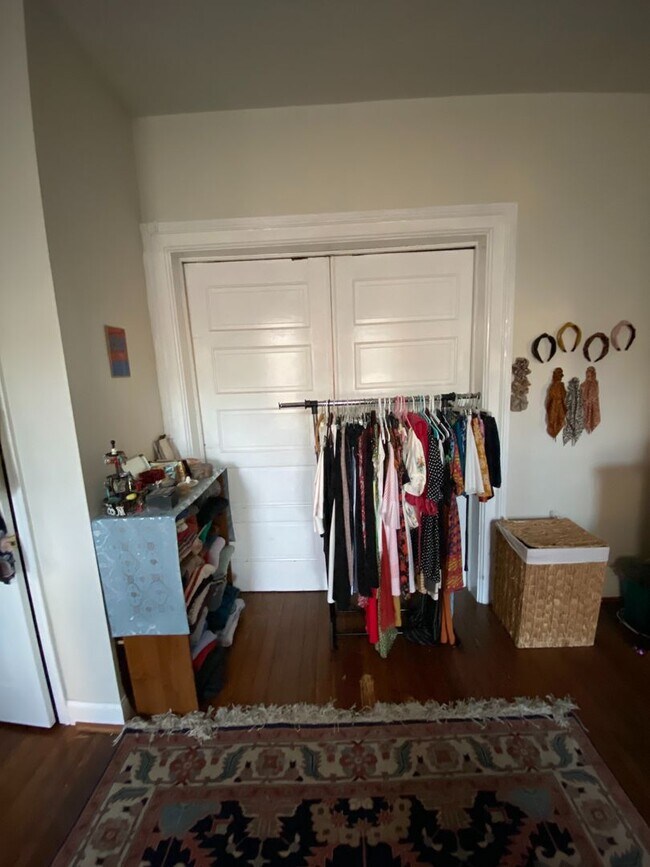 Building Photo - 312-1 South Upper – Available Fall 2026