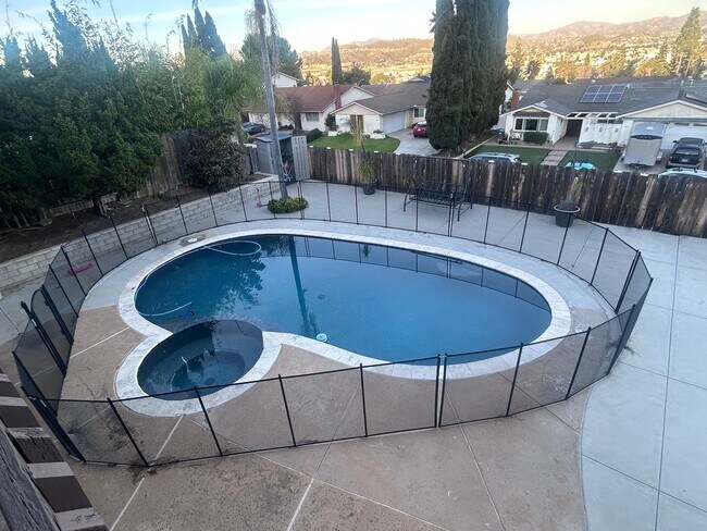 Building Photo - Remodeled 4 Bed / 3 Bath Home with Pool, Spa & Solar – Fletcher Hills