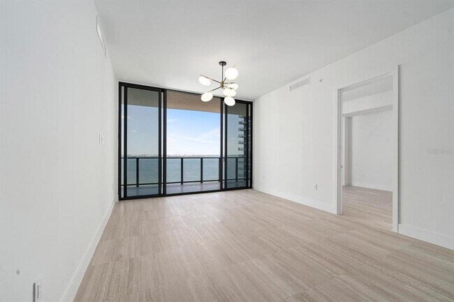 Building Photo - 3015 S Ysabella Ave