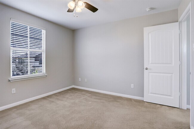 Building Photo - 12504 Ellen Ct