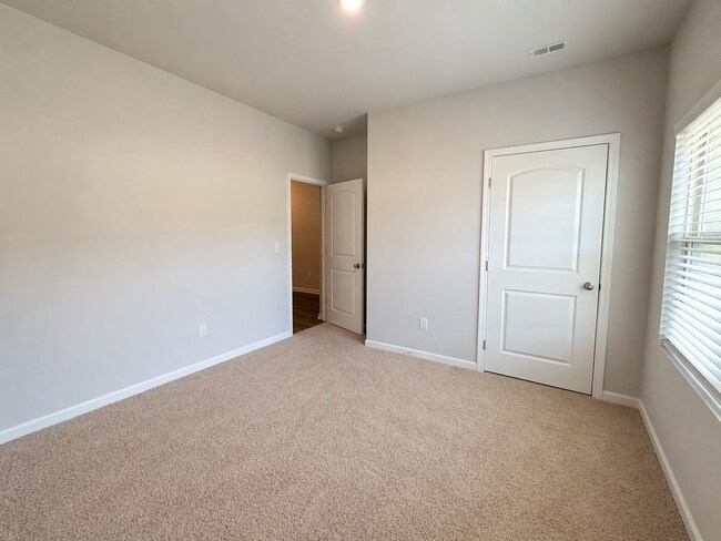 Building Photo - Welcome Home!