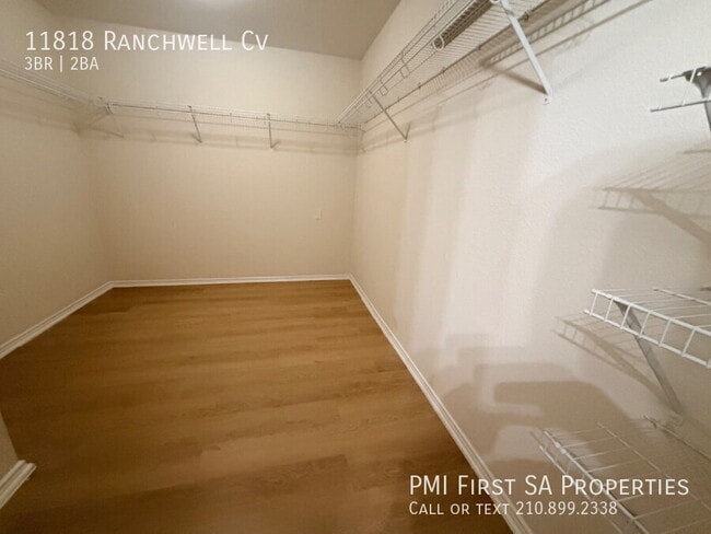 Building Photo - 11818 Ranchwell Cove