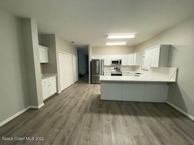 Building Photo - 5212 Outlook Dr