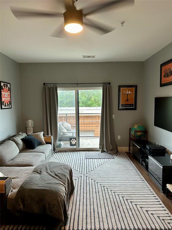 Building Photo - 6444 Burnet Rd