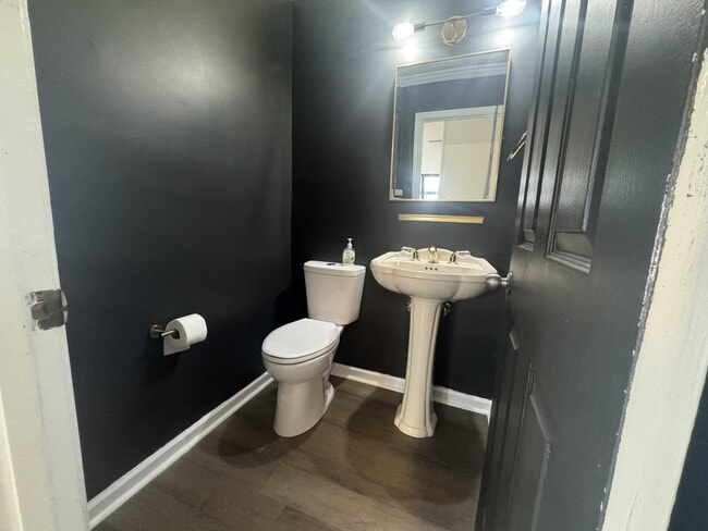 Building Photo - 122 Timbers Dr