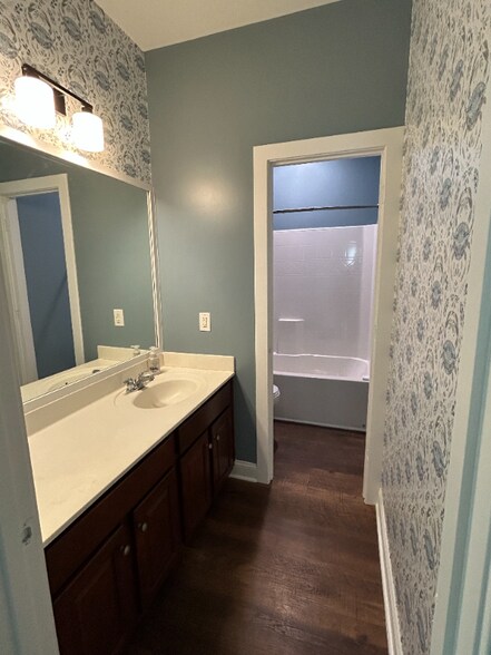 Building Photo - 1655 Seabago Dr