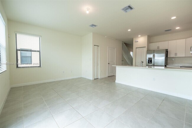 Building Photo - 3448 W 114th Terrace
