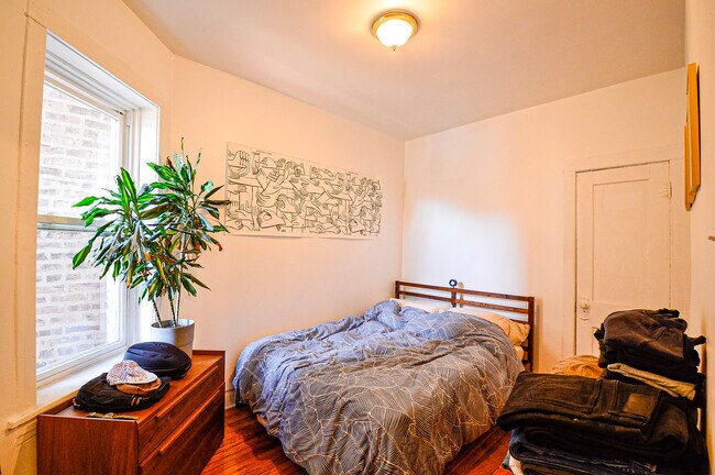 Building Photo - 3320 W Crystal St